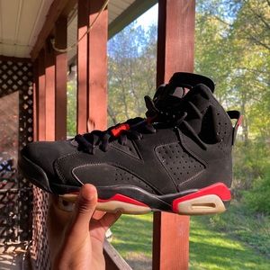 Jordan retro 6’s infrared size 11